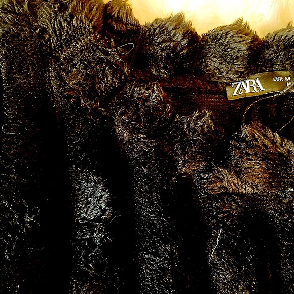 Zara NWOT Plush Black Top SZ-M - Picture 7 of 8